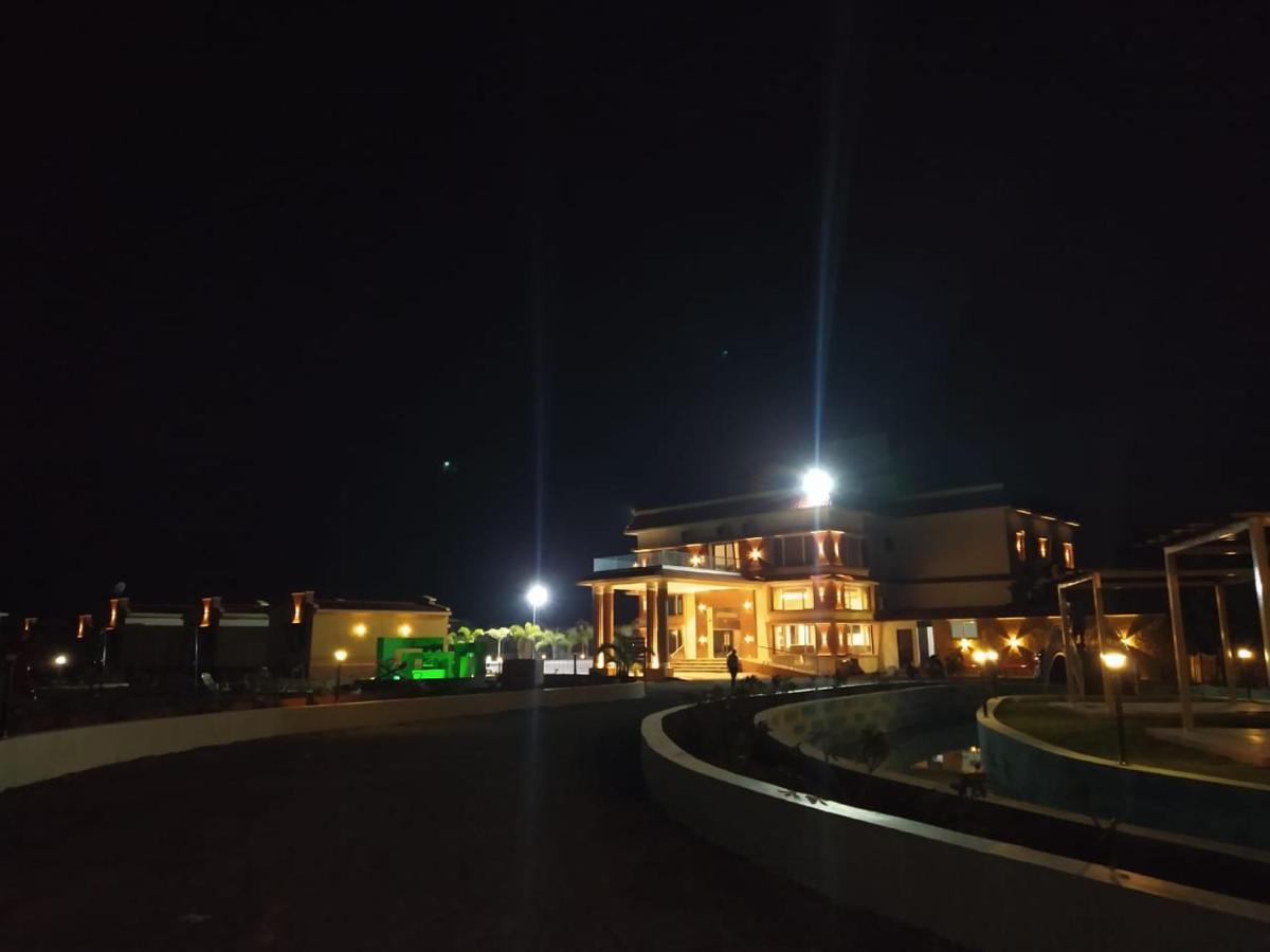 Flamingo Club And Resort Una 3 Km Away From Diu Check Post Экстерьер фото
