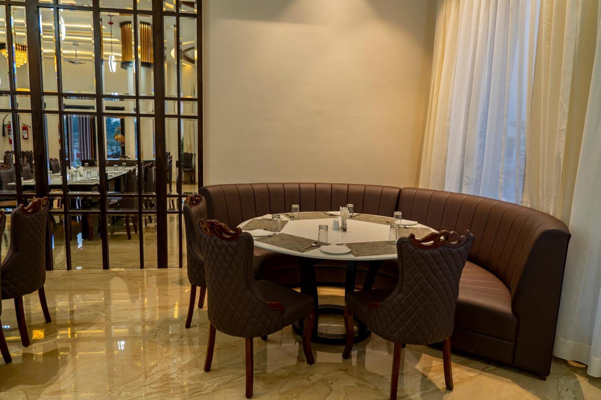 Flamingo Club And Resort Una 3 Km Away From Diu Check Post Экстерьер фото
