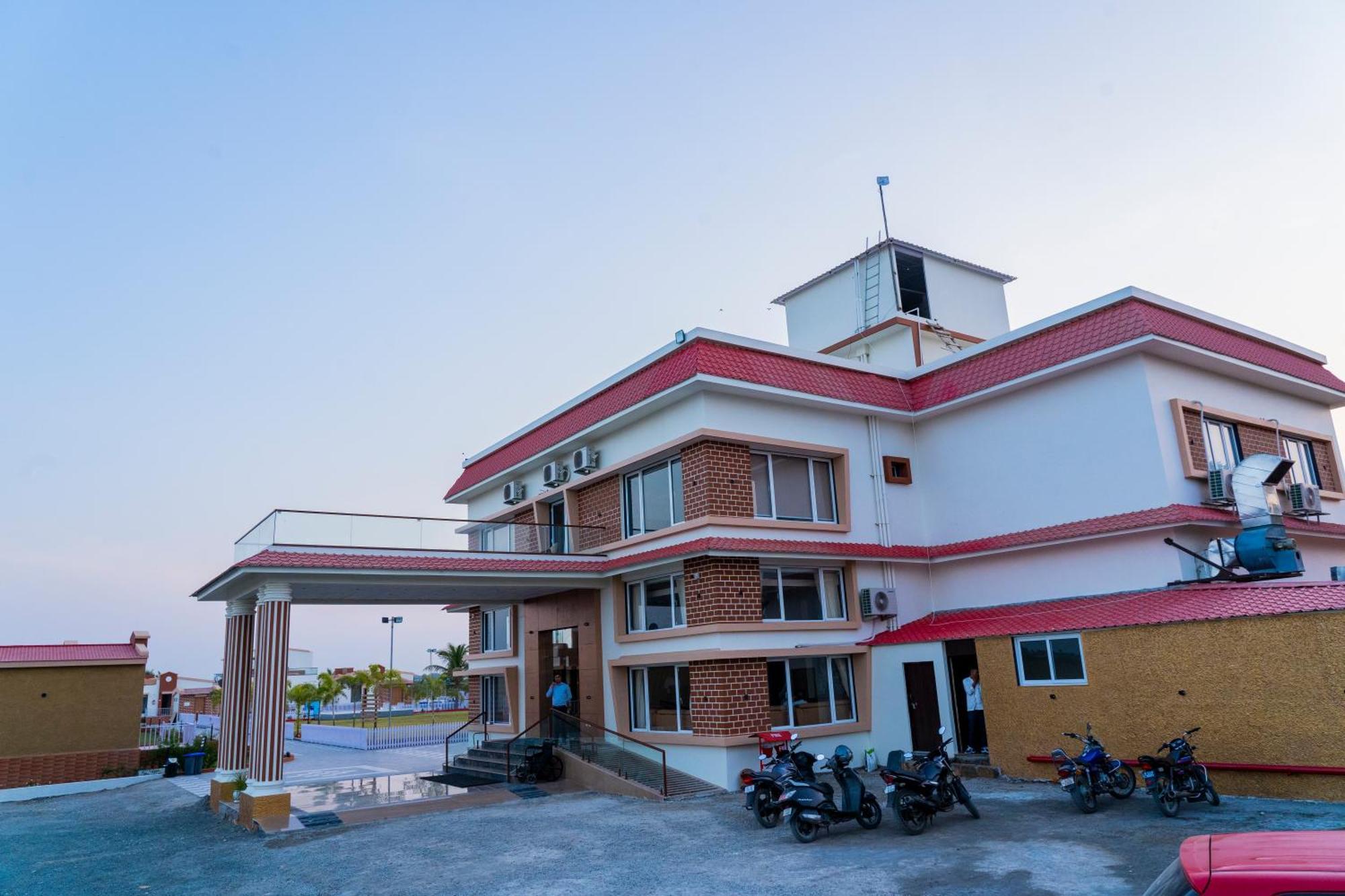 Flamingo Club And Resort Una 3 Km Away From Diu Check Post Экстерьер фото